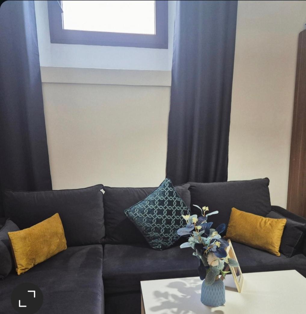 Home Suites Center Granada 2 Екстериор снимка